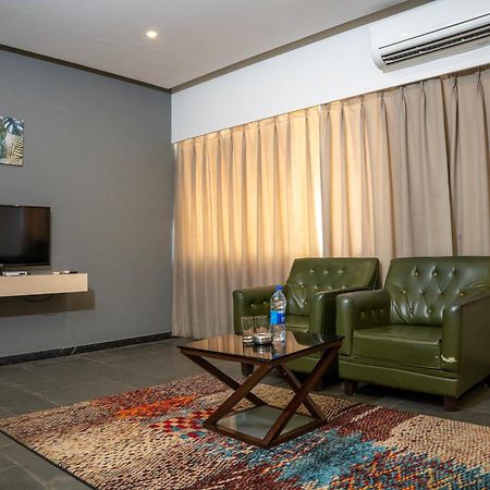 Hotel Dwarawata Dharwad Eksteriør billede