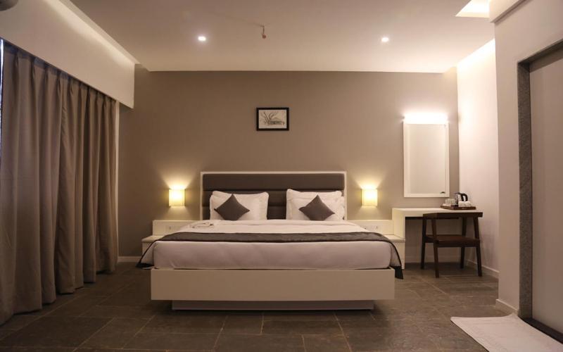 Hotel Dwarawata Dharwad Eksteriør billede